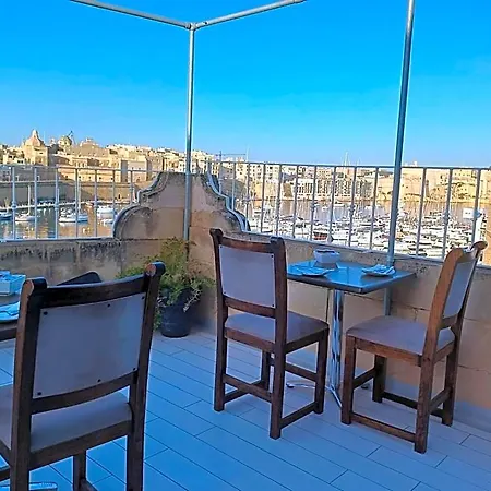 Del Porto Bed and Breakfast