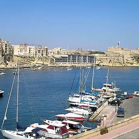 デル ポルト ベッド・アンド・ブレックファスト Kalkara